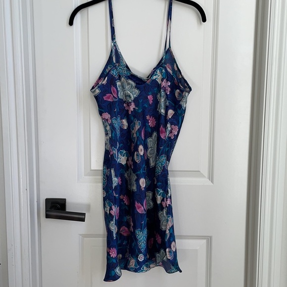 90s satin Slip dress - Picture 2 of 5